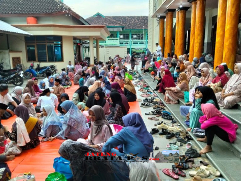 Tradisi Kupatan di Kudus Sarat Makna Budaya