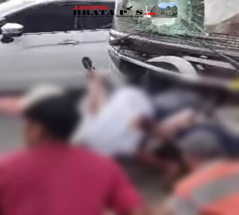 Pelajar Tewas Ditabrak Bus di Jalan Jepara