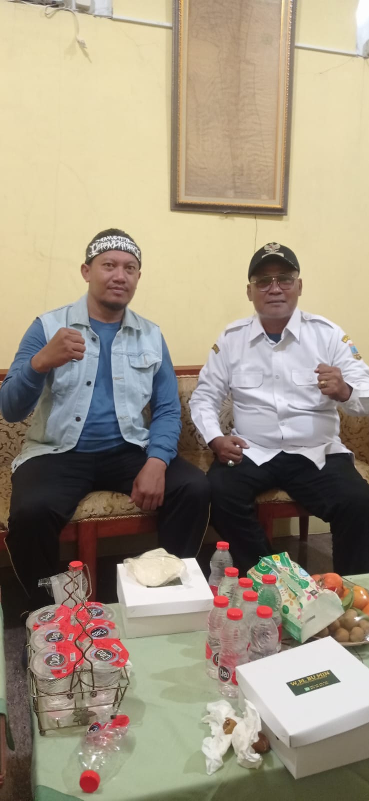 Warga Desa Kesambi Ikuti Jalan Sehat Edukatif, Tingkatkan Kesadaran Sanitasi Lingkungan